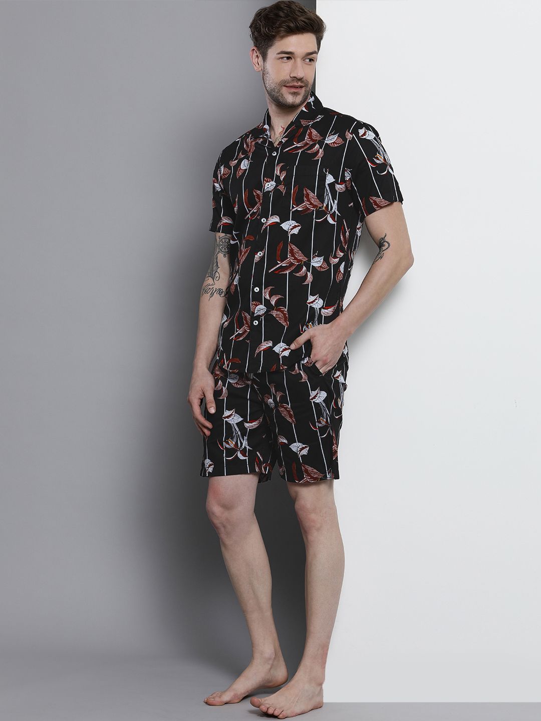The Indian Garage Co Men Black Printed Pure Cotton Night Suit