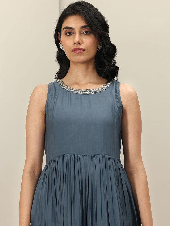 Gerua By Libas Womens Grey Solid Anarkali Kurta With Trousers & Dupatta