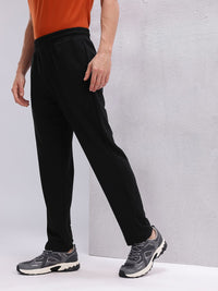 HRX oleh Hrithik Roshan Men Typography Details Fit Fit Lifestyle Jejak Seluar