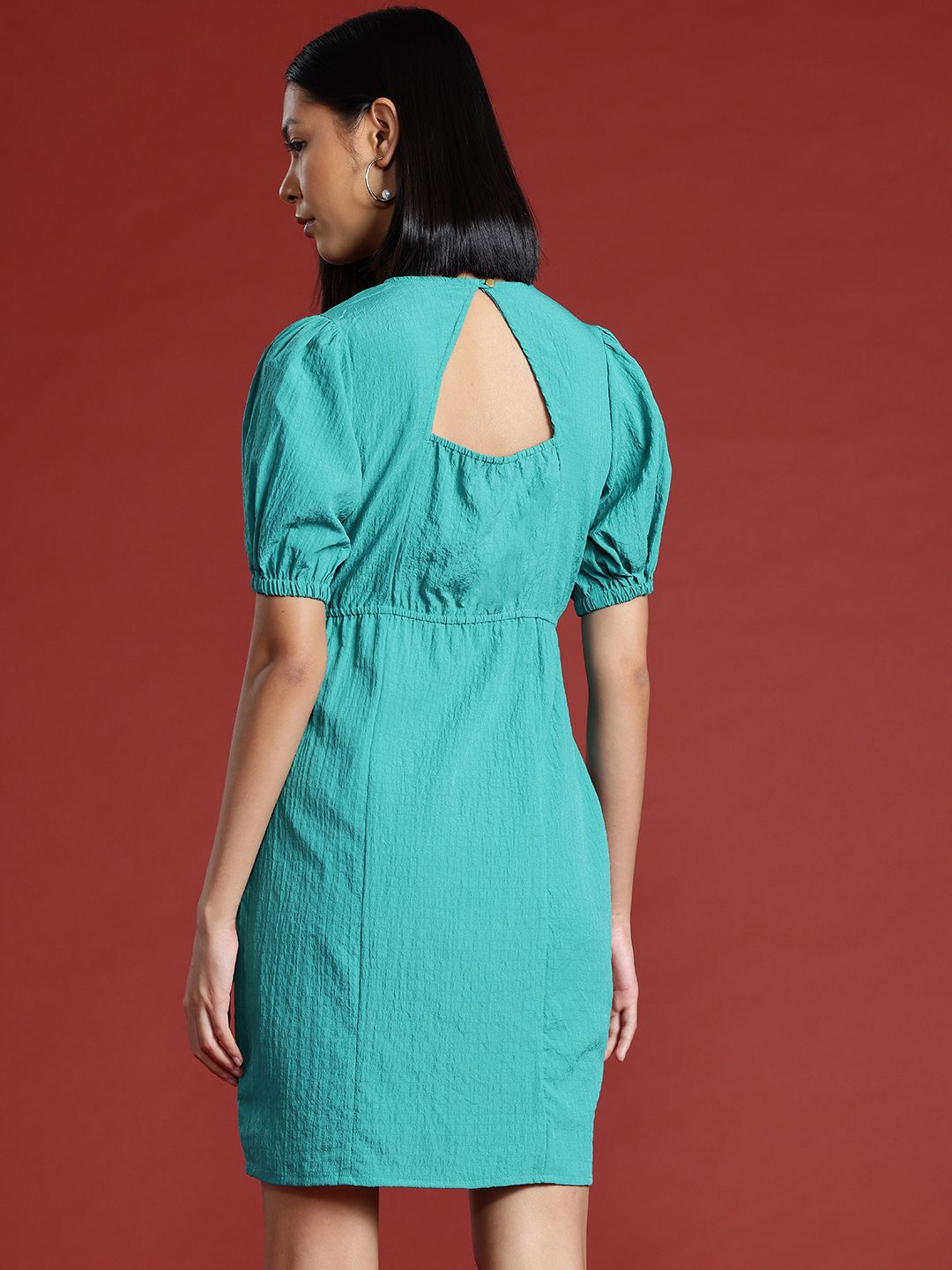 all about you Crinkled Cut-Out Back Puff Sleeve A-Line Dress