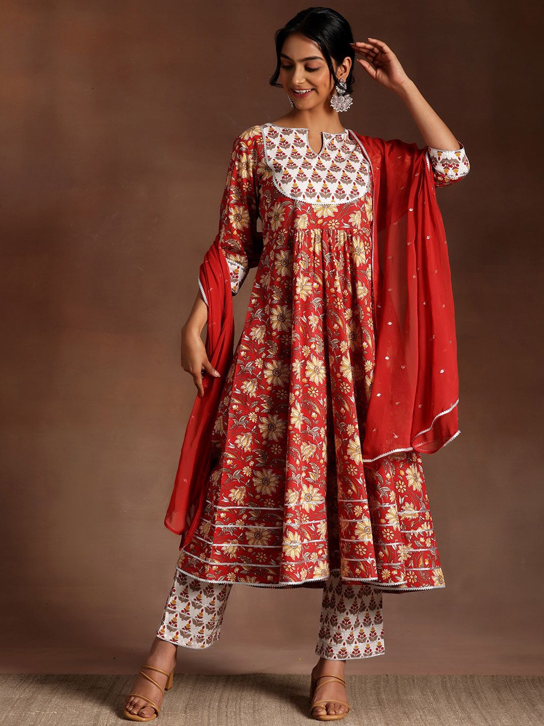 Libas Floral Printed Regular Gotta Patti Pure Cotton Kurta with Trouser & Dupatta