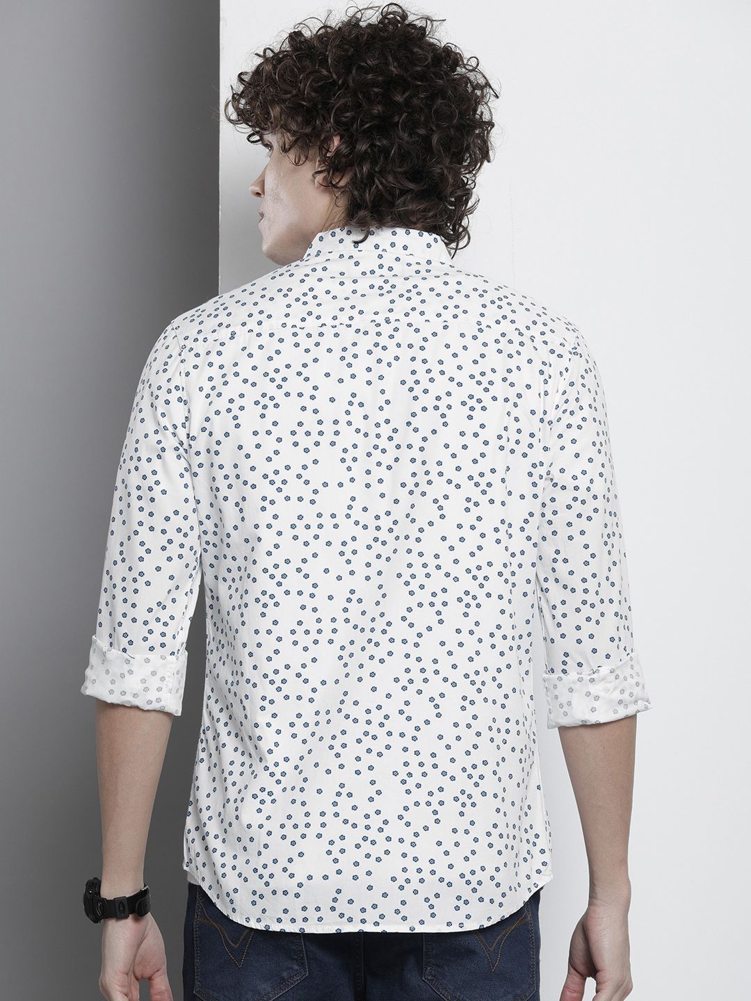 The Indian Garage Co Men Pure Cotton Floral Printed Casual Shirt