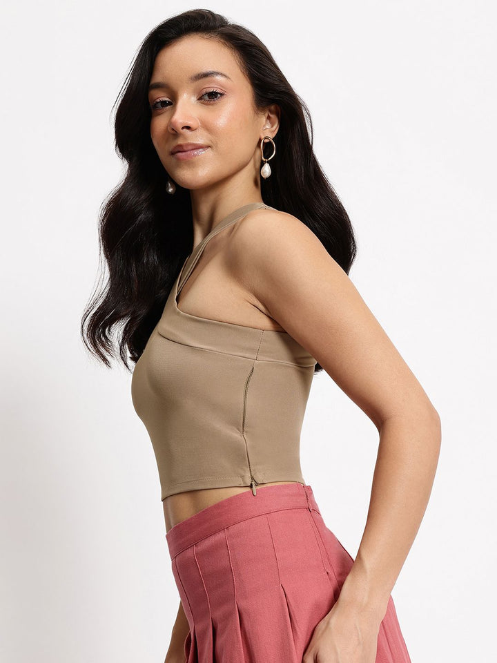 DressBerry Criss-Crossed Queen Crop Top