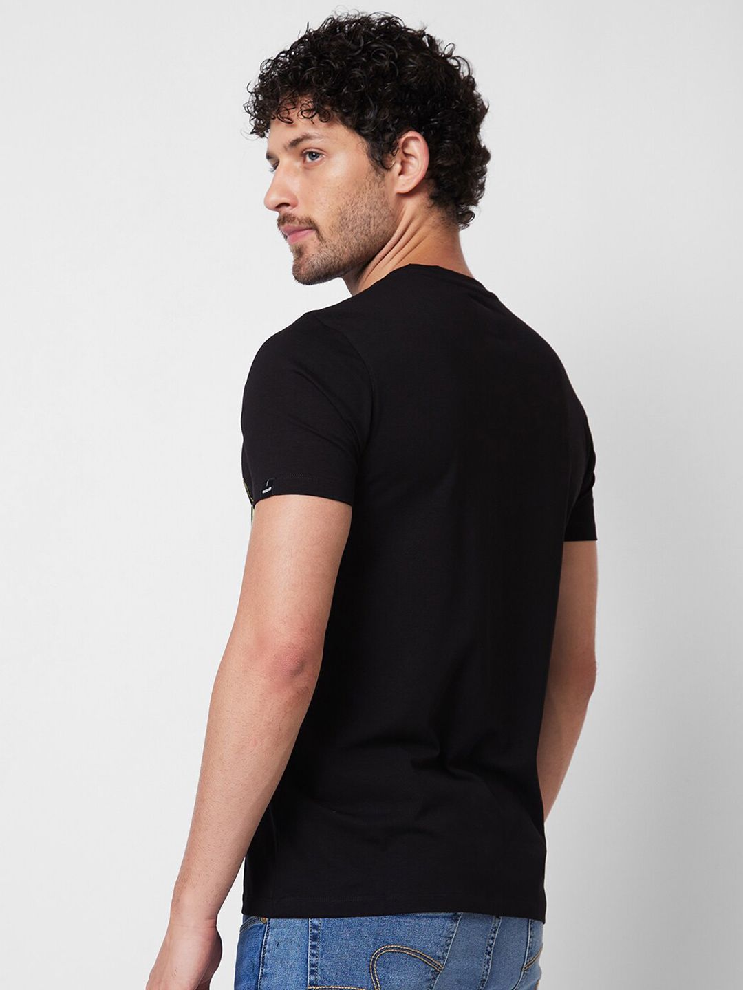 SPYKAR Typography Printed Round Neck Slim Fit T-shirt