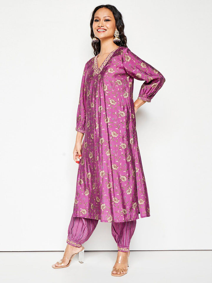 Global Desi Floral Printed V-Neck Thread Work Kurta With Salwar