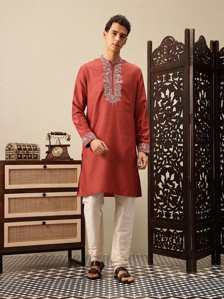 House of Pataudi Floral Embroidered Sequinned Detail Jashn Kurta