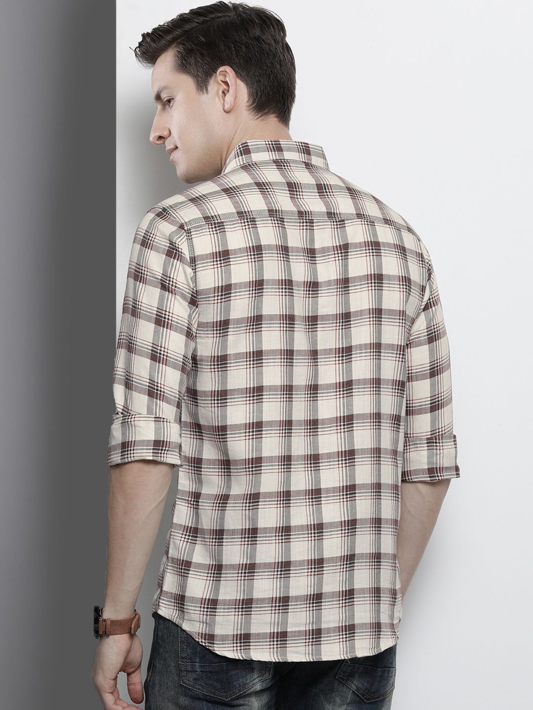 The Indian Garage Co Men Beige Checked Casual Shirt