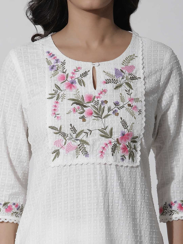 W Floral Yoke Design Thread Work Pure Cotton Straight Kurta