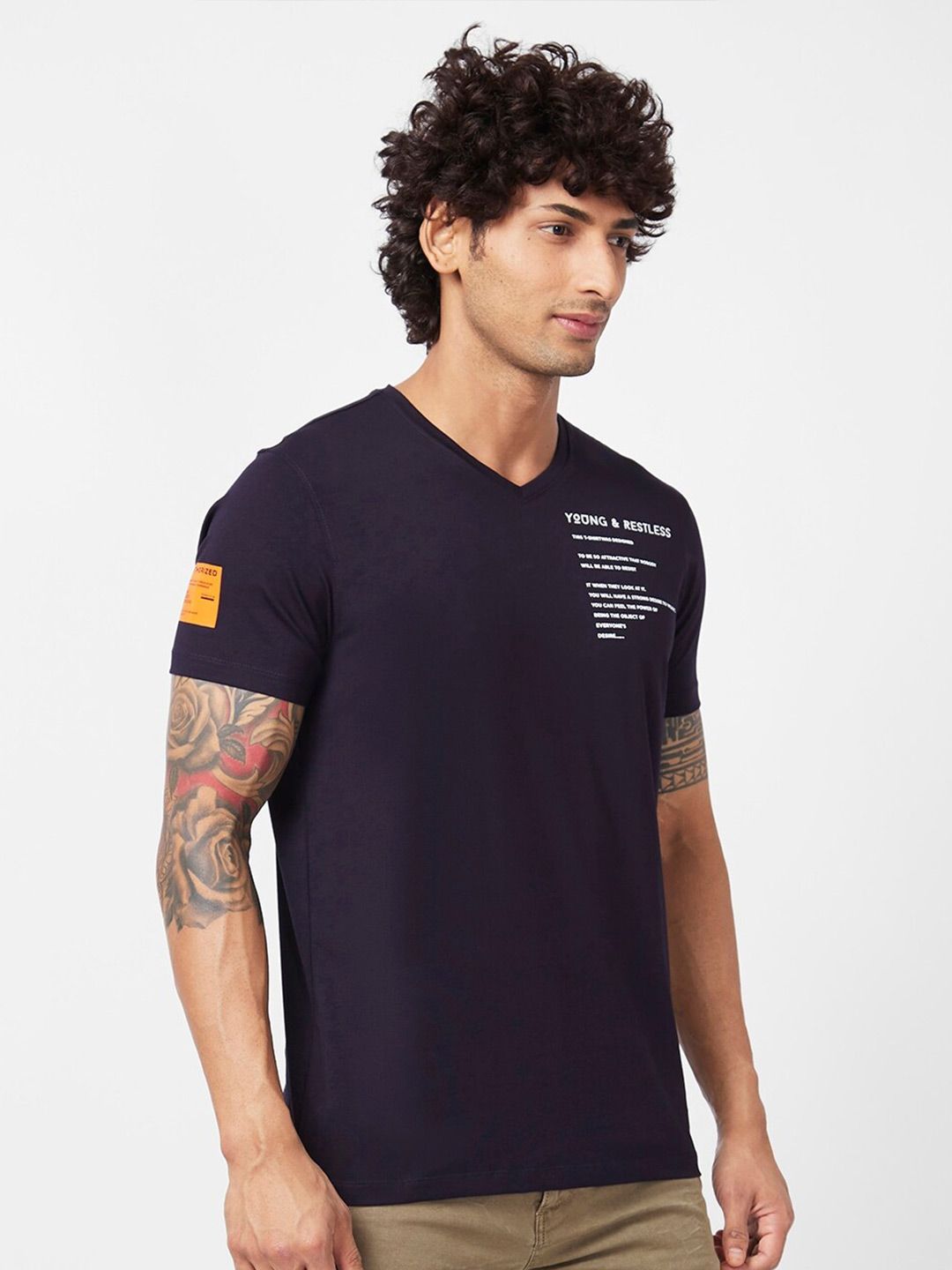 SPYKAR Typography Printed V-Neck Slim Fit Cotton Casual T-Shirt