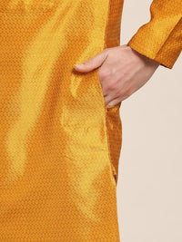 SOJANYA Men Mustard Yellow Woven Design Straight Kurta