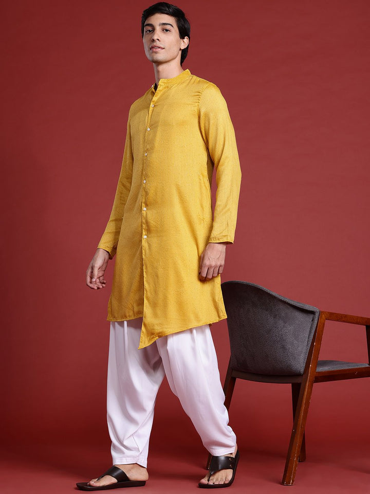 Anouk Tyohaar Collection Sequinned Asymmetric Kurta