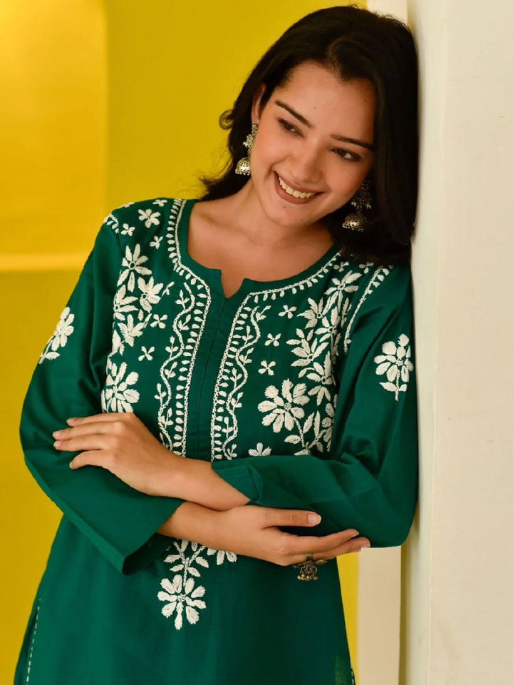 House of Chikankari Women Teal Green Cotton Chikankari Embroidered Kurta Set