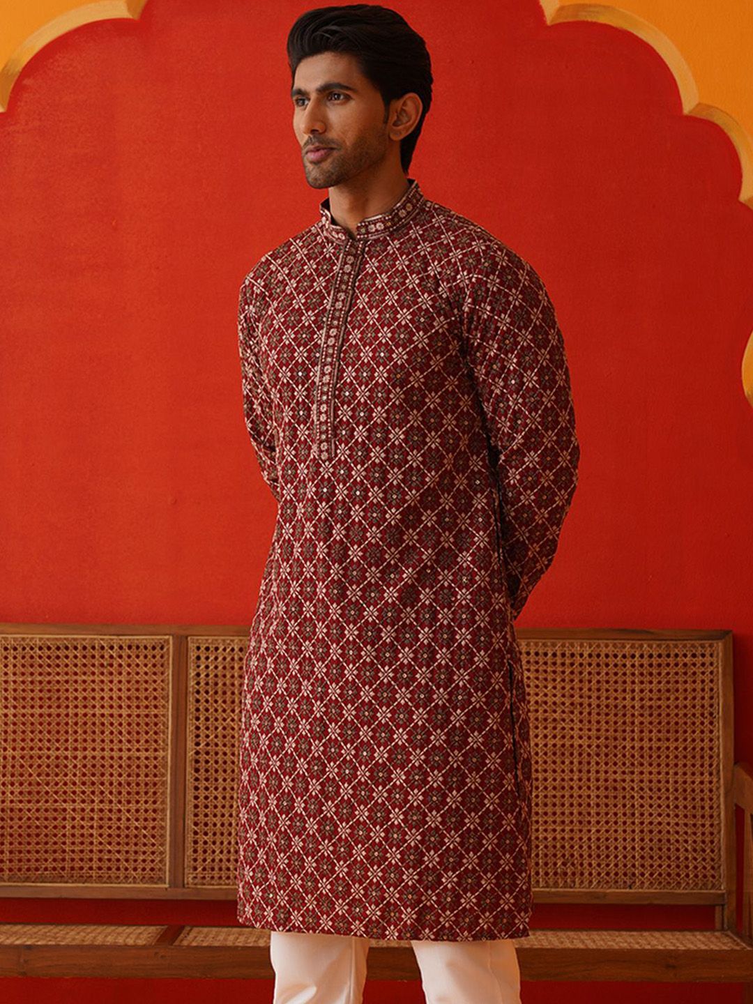 Jompers Men Geometric Embroidered Sequinned Kurta