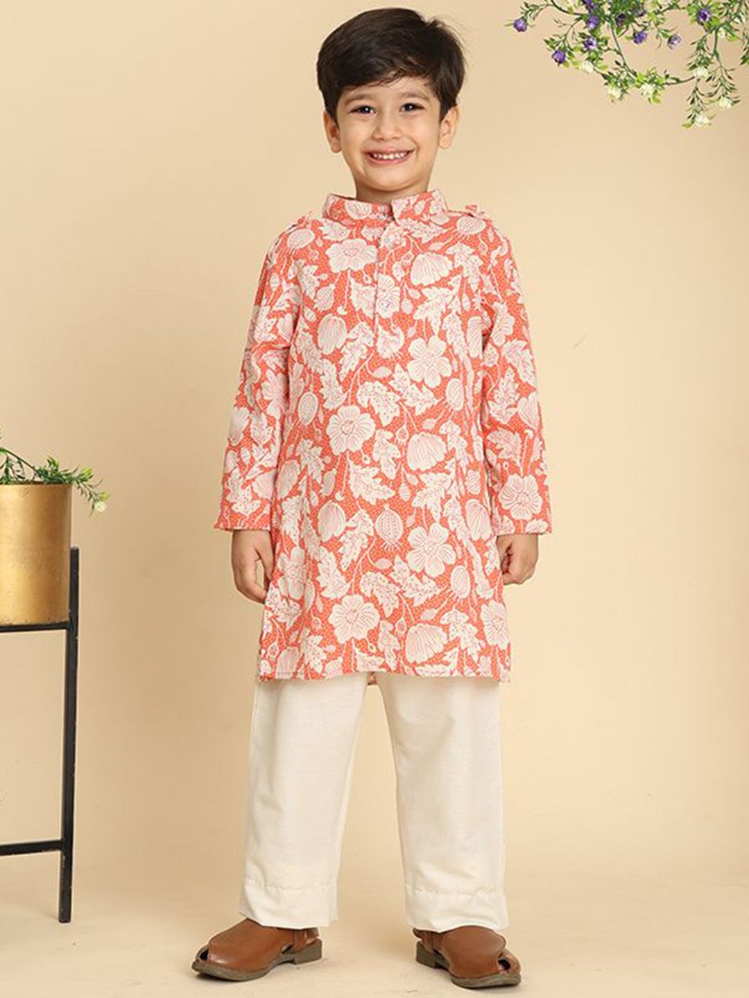 Cutiekins Boys Floral Printed Band Collar Straight Kurta dengan seluar