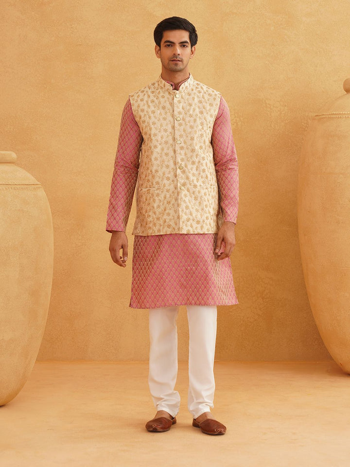 SOJANYA Motif Etnik Reka bentuk tenunan Kolar Kurta Dengan Jaket Churidar Dan Nehru