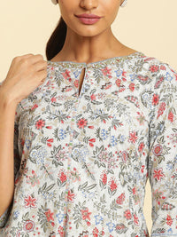 W Women Floral Printed Keyhole Neck Cotton Anarkali Kurta