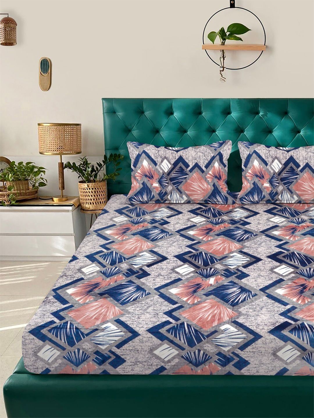 KLOTTHE Blue & White Geometric Printed Flat 300 TC King Bedsheet With 2 Pillow Cover