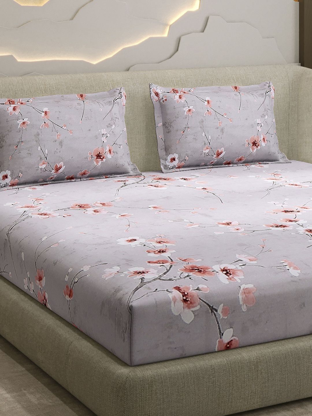 Monte Carlo Grey & Pink Printed Cotton 104 TC Queen Bedsheet Set 2.24 m x 2.54 m