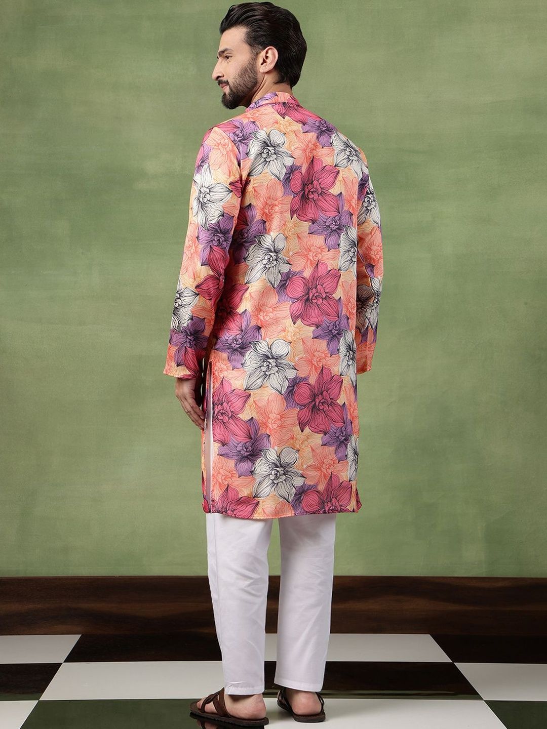 SOJANYA Men Floral Printed Kurta