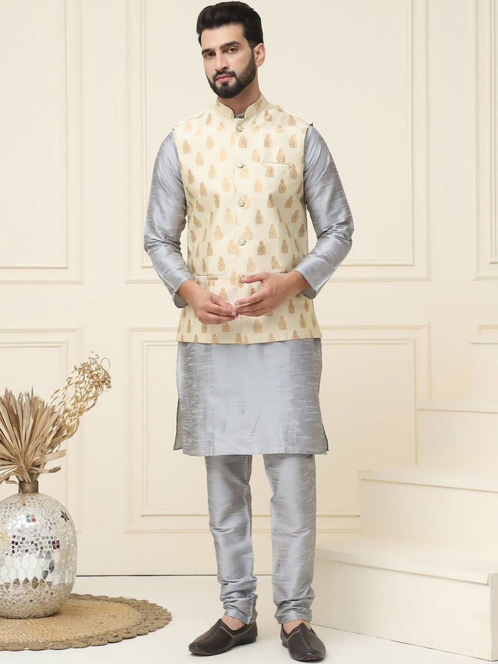 SOJANYA Men Straight Kurta with Churidar & Nehru Jacket
