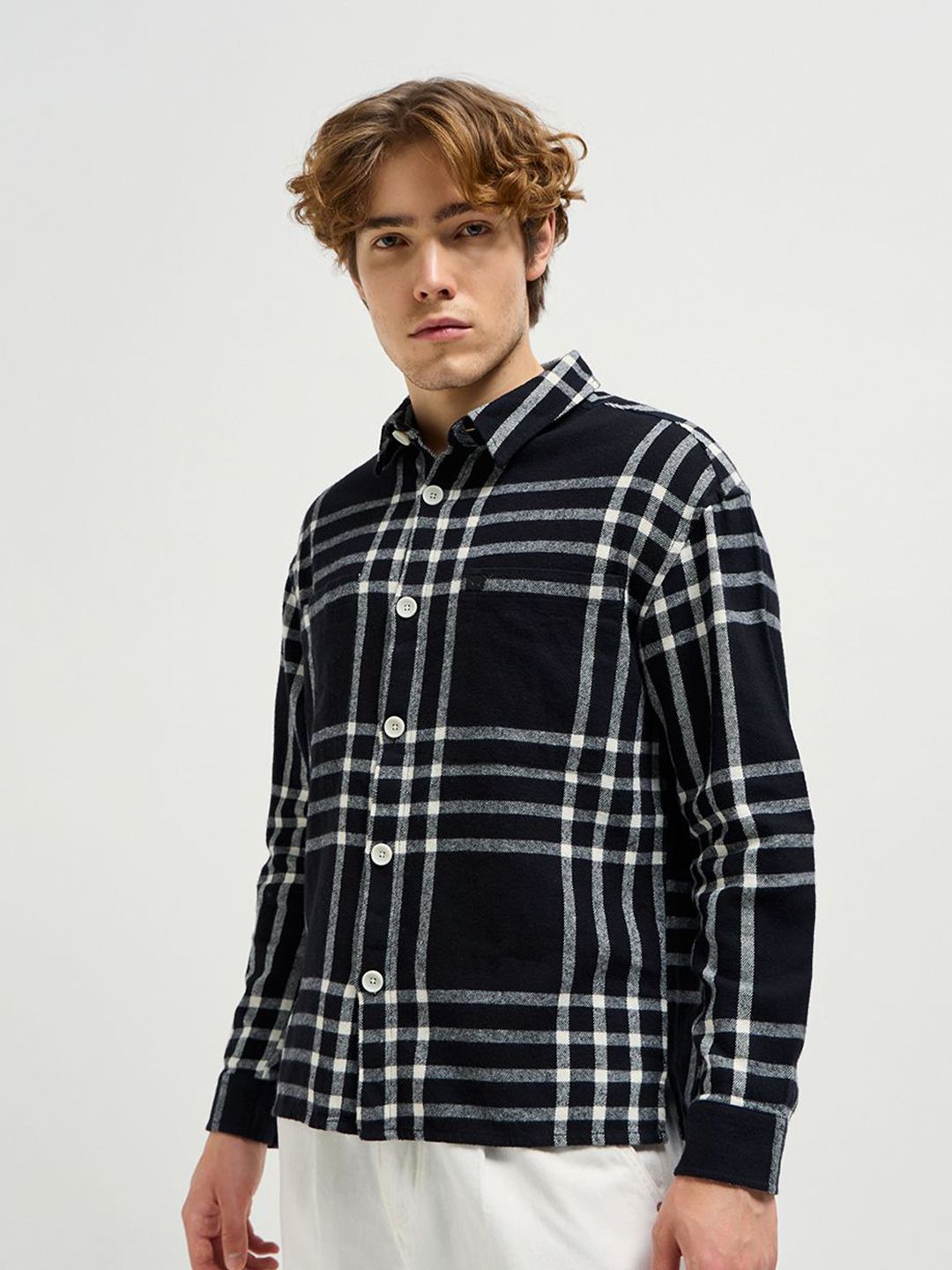 THE BEAR HOUSE Men Spread Collar Tartan Checked Cotton Relaxed Fit Casual Shirt