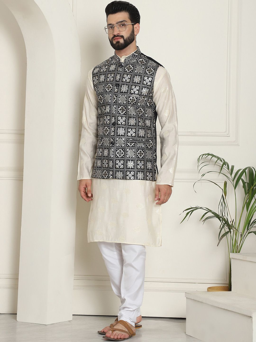 SOJANYA LUXE Jaket Nehru Kolar Mandarin Sulam Lelaki