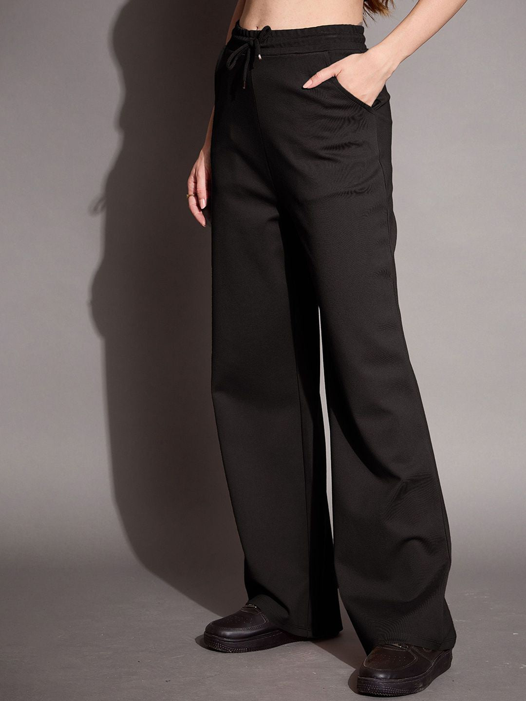 SASSAFRAS BASICS Women Relaxed Fit Mid Rise Track Pants