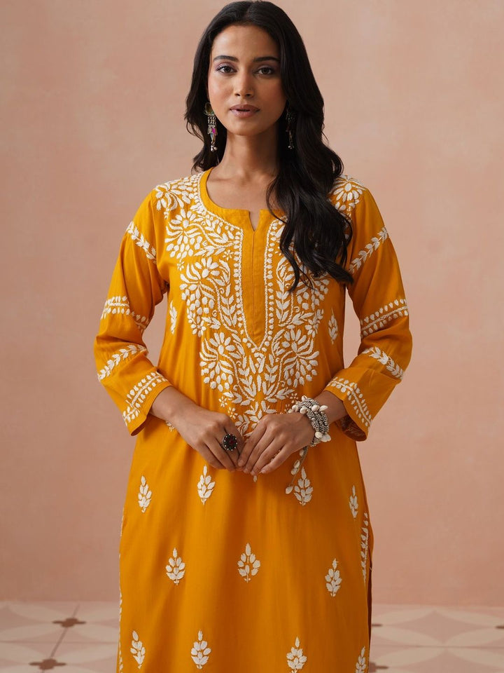 Rumah Wanita Chikankari Motif Etnik Bersulam Chikankari Cetakan Indie Kurta