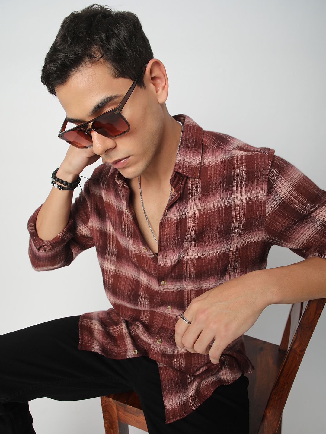 VASTRADO Men Classic Spread Collar Checked Cotton Slim Fit Casual Shirt