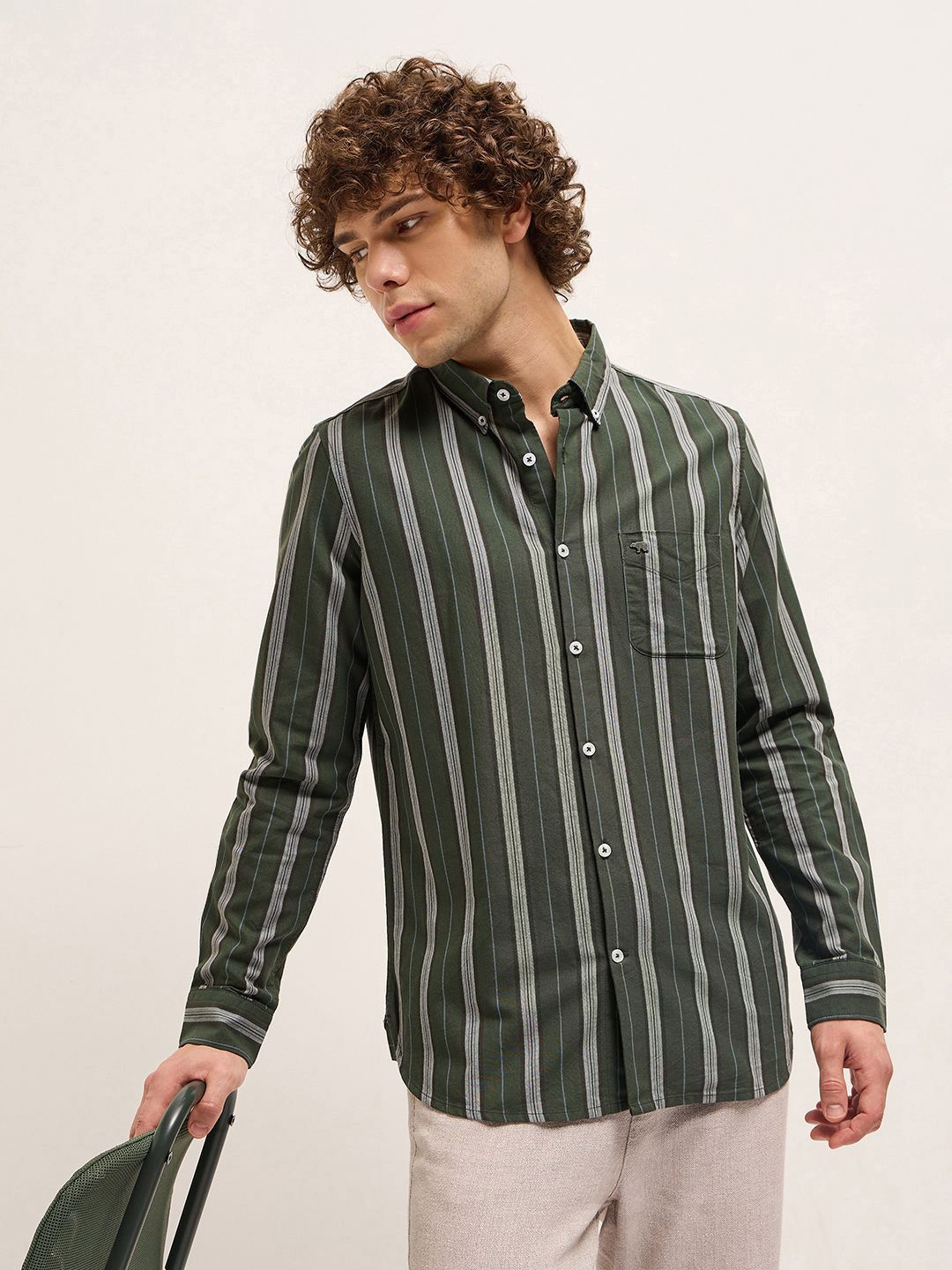 THE BEAR HOUSE Men Slim Fit Opaque Striped Casual Shirt