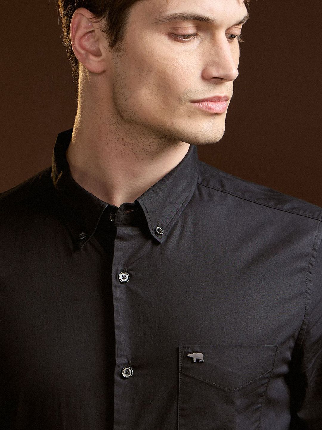THE BEAR HOUSE Men Slim Fit Button-Down Collar Solid Cotton Formal Shirt