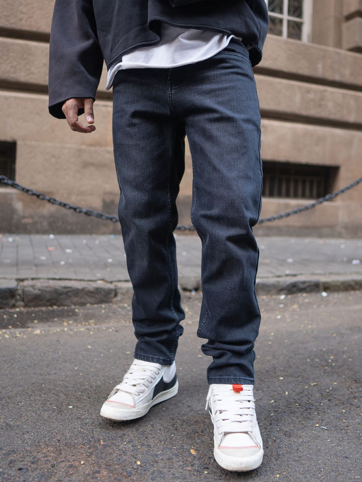 Powerlook Men Mildly Distressed Jeans