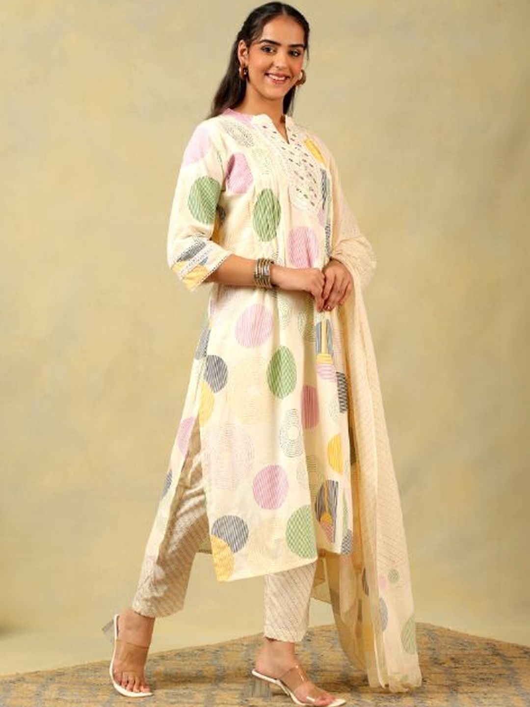 Mamicha Women Printed Pure Cotton Kurta with Trousers & With Dupatta