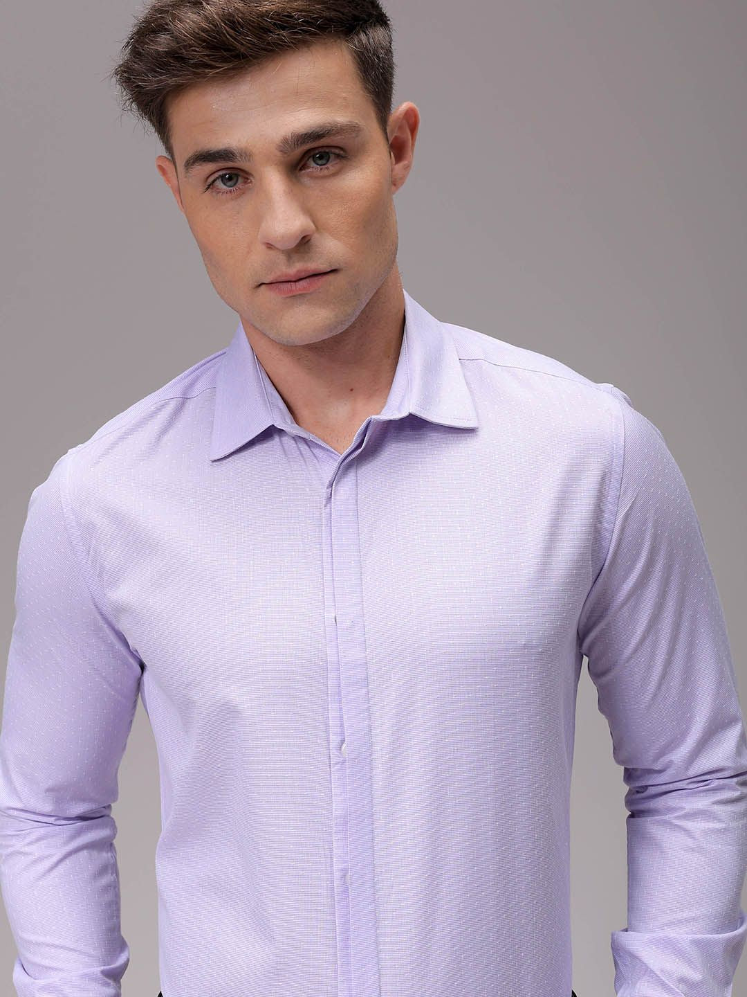 The Indian Garage Co. X Luxe Men Slim Fit Opaque Checked Formal Shirt