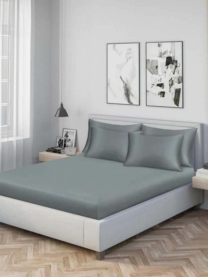 KLOTTHE Grey Blue Solid Fitted 300 TC Double King Fine Bedsheet With 4 Pillow Covers