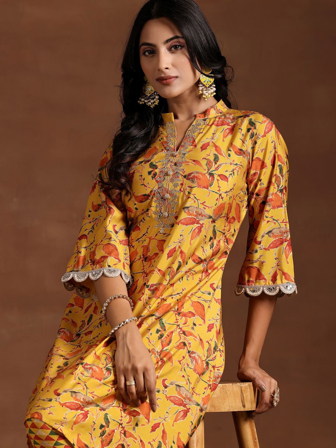 Libas Women Floral Printed Regular Beads and Stones Kurta with Trousers