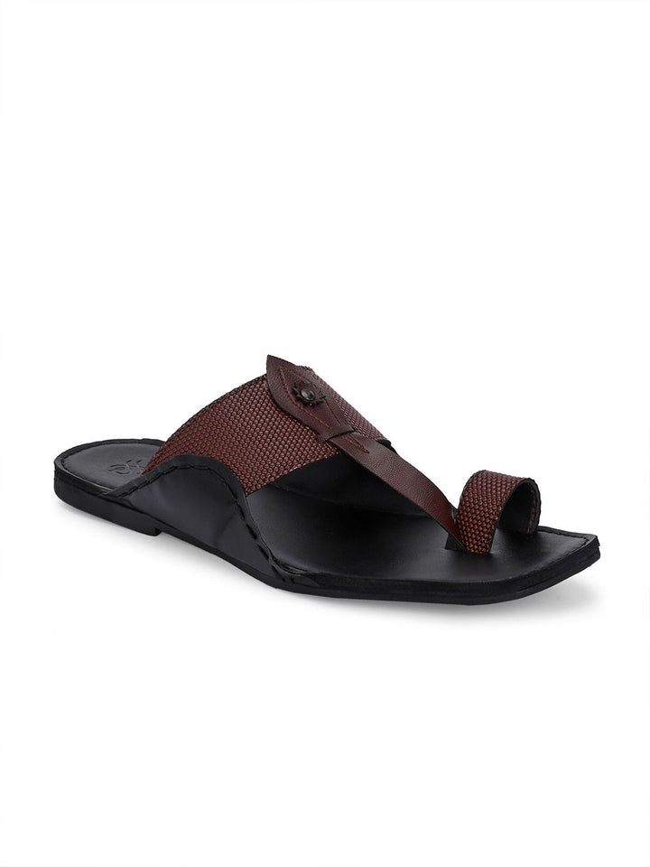 House of Pataudi Men Casual Slip On Kolhapuris