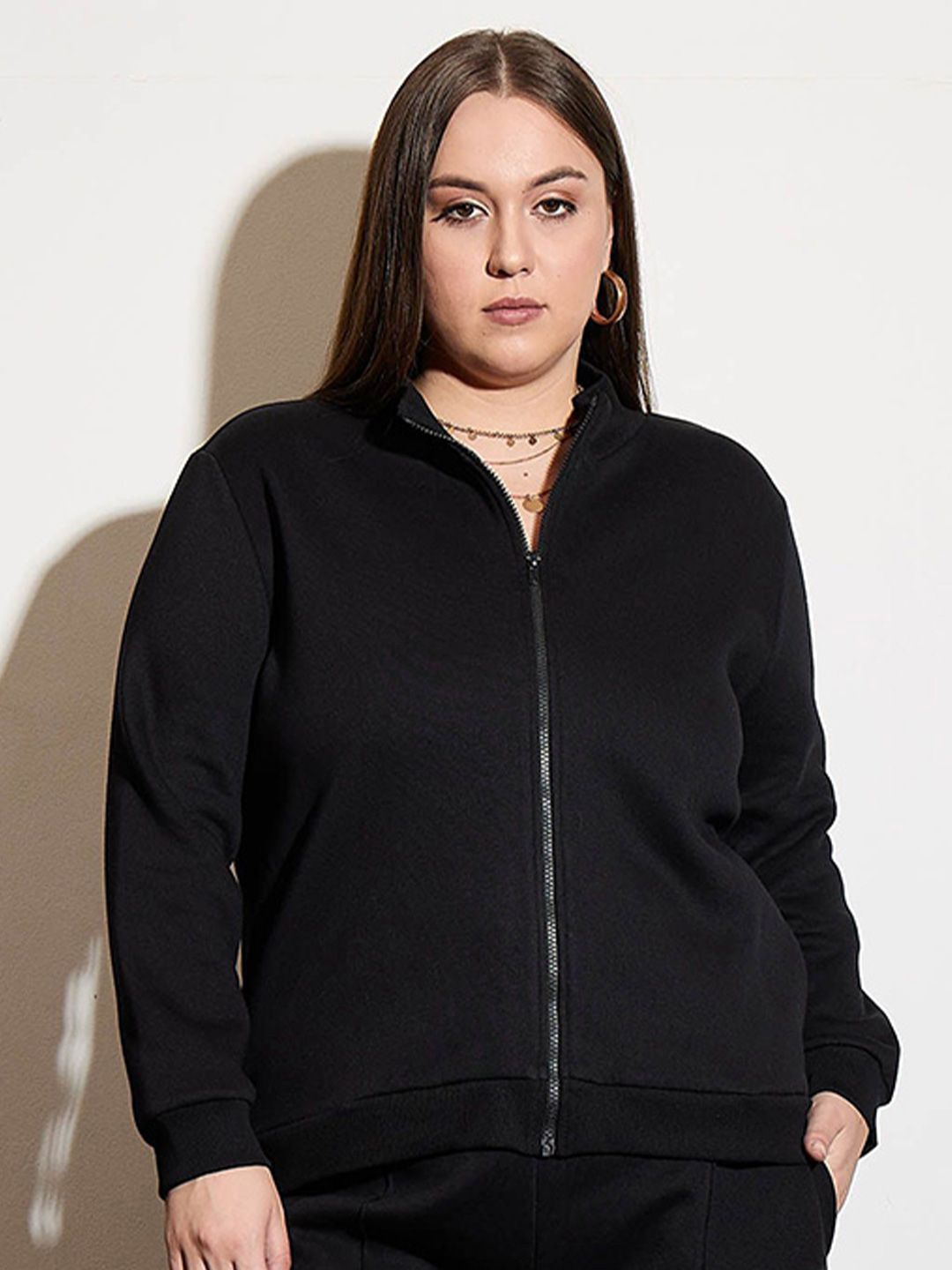 SASSAFRAS Curve Women Plus Size Front-Open Sweatshirt