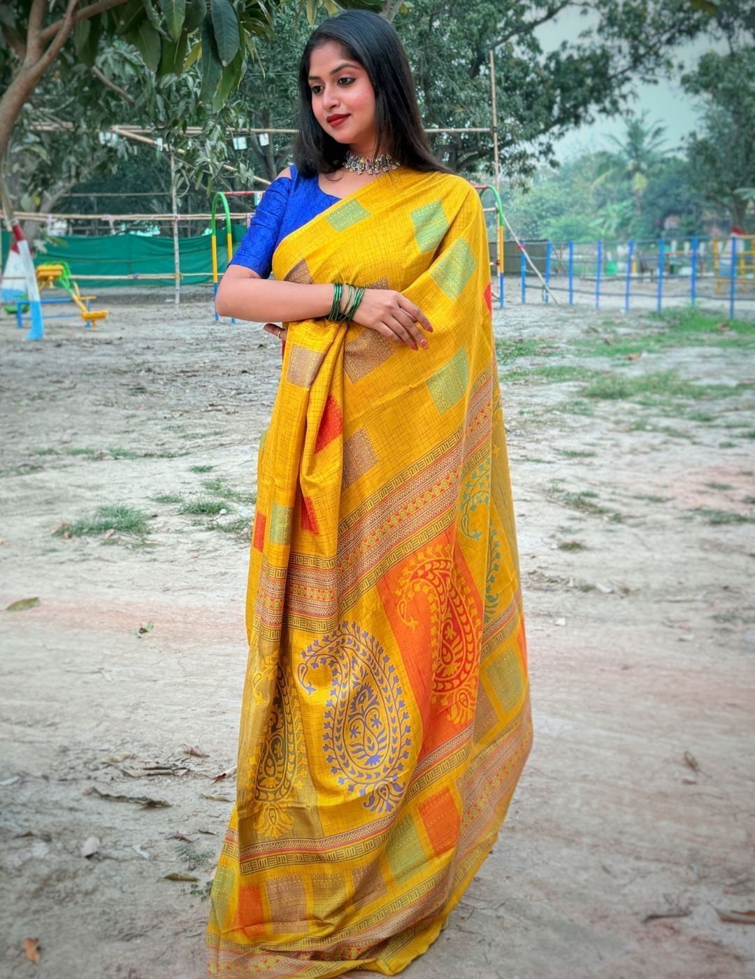 KALINI Ethnic Motifs Silk Blend Saree