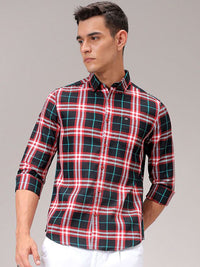 The Indian Garage Co Men Cutaway Collar Checked Cotton Slim Fit Casual Shirt