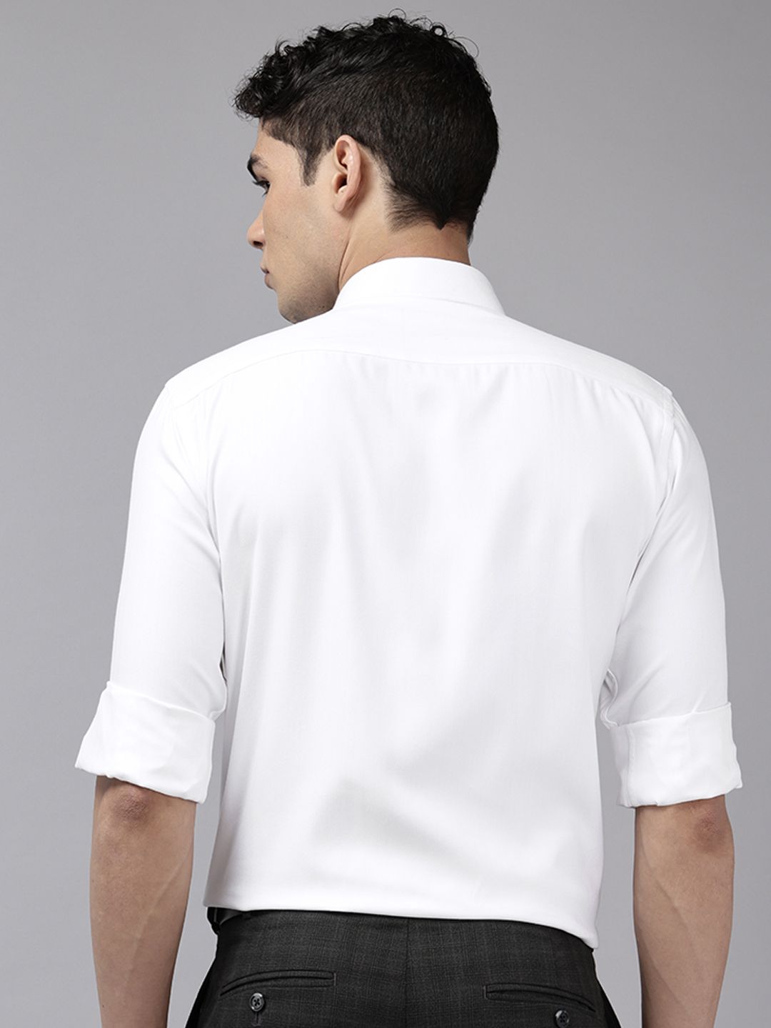 Park Avenue Self Vertical Striped Slim Fit Formal Shirt