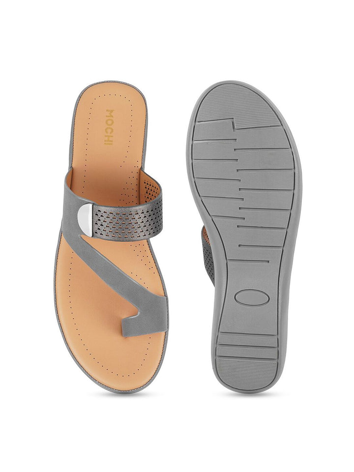 Mochi Textured One Toe Flats