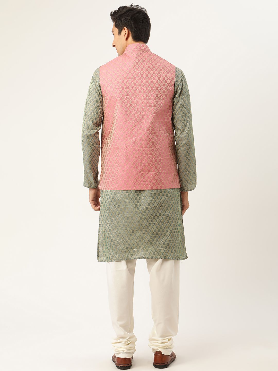 SOJANYA Men Green & Pink Ethnic Motifs Kurta with Churidar & Nehru Jacket