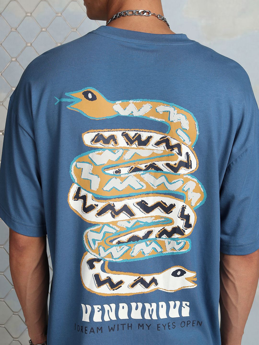 T-Shirt Bercetak Grafik Highlander