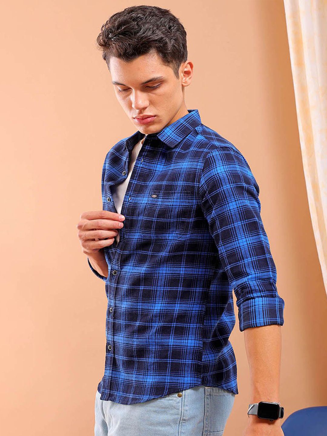 The Indian Garage Co Slim Fit Tartan Checked Cutaway Collar Twill Weave Pure Cotton Shirt
