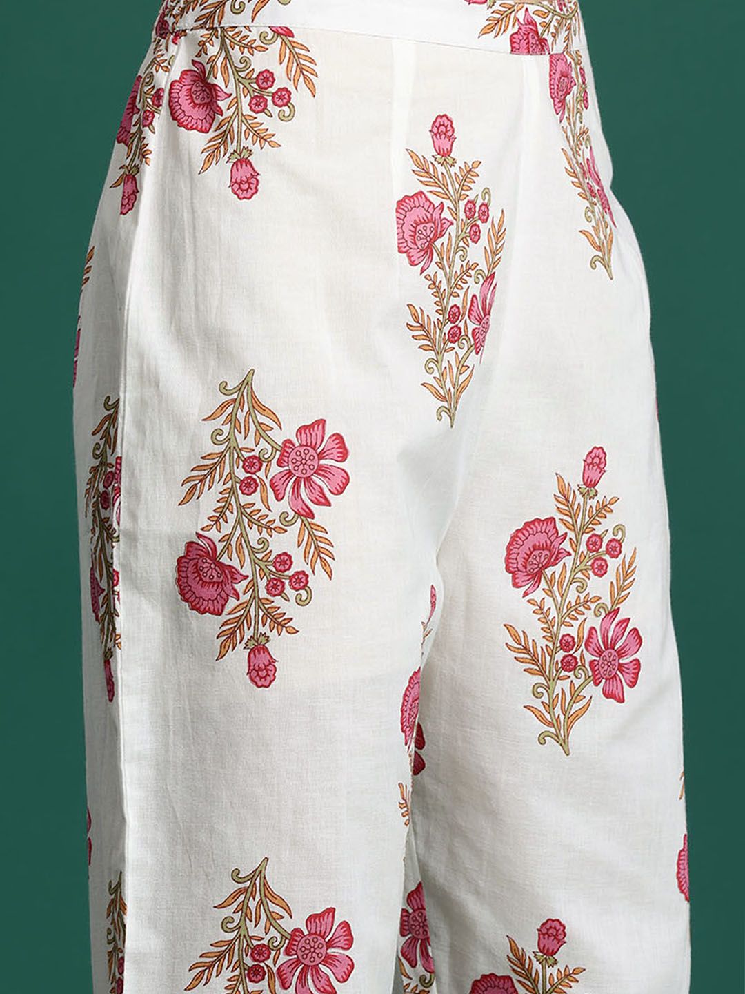 Indo Era Women Floral Printed Pure Cotton Kurta with Trousers