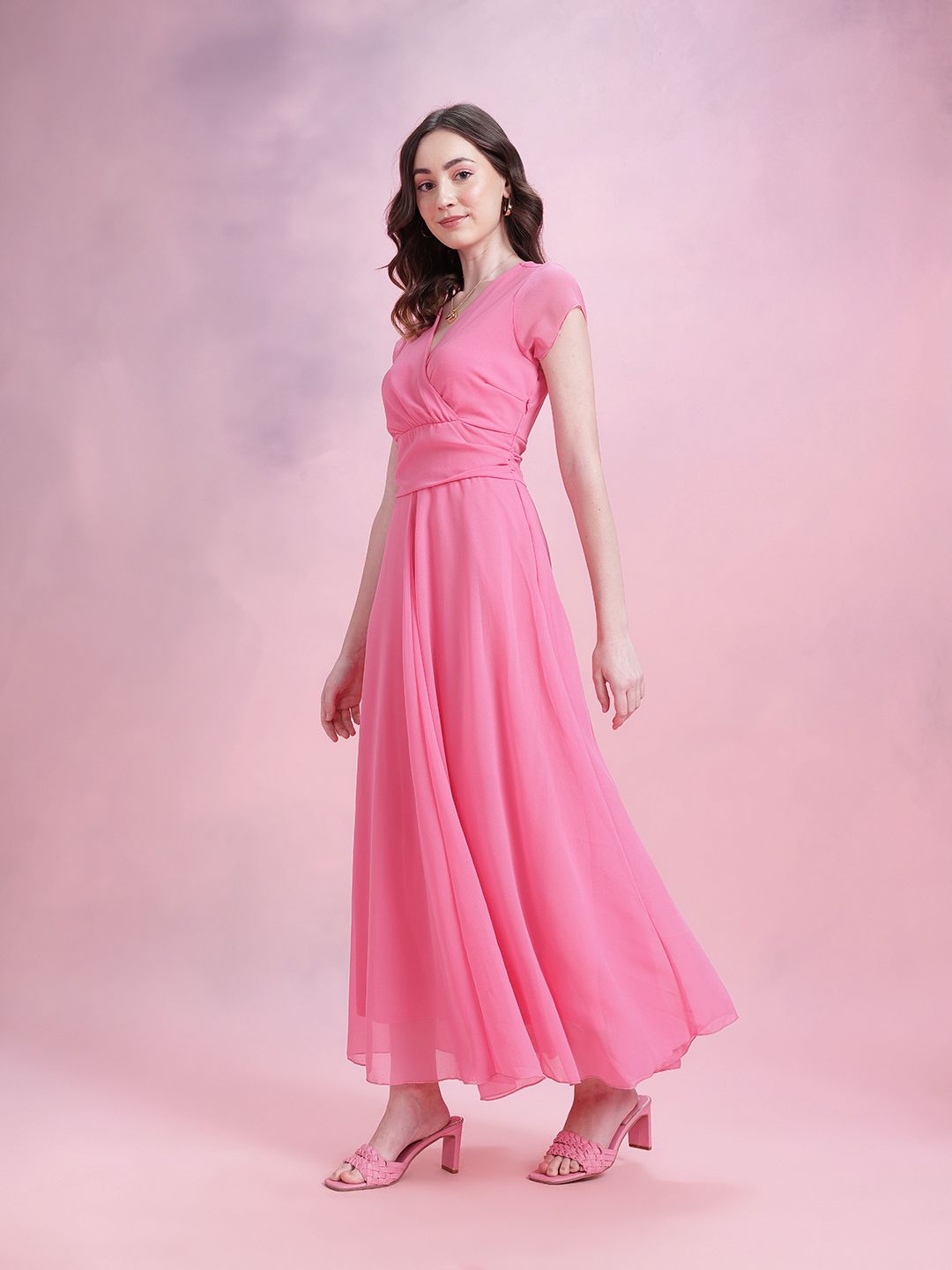 DressBerry V-Neck Maxi Dress