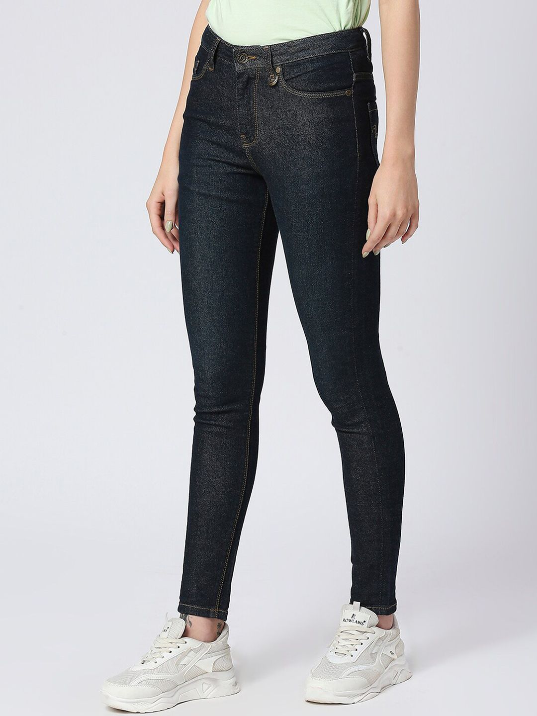 Being Human Women Skinny Fit High-Rise Light Fade Jeans