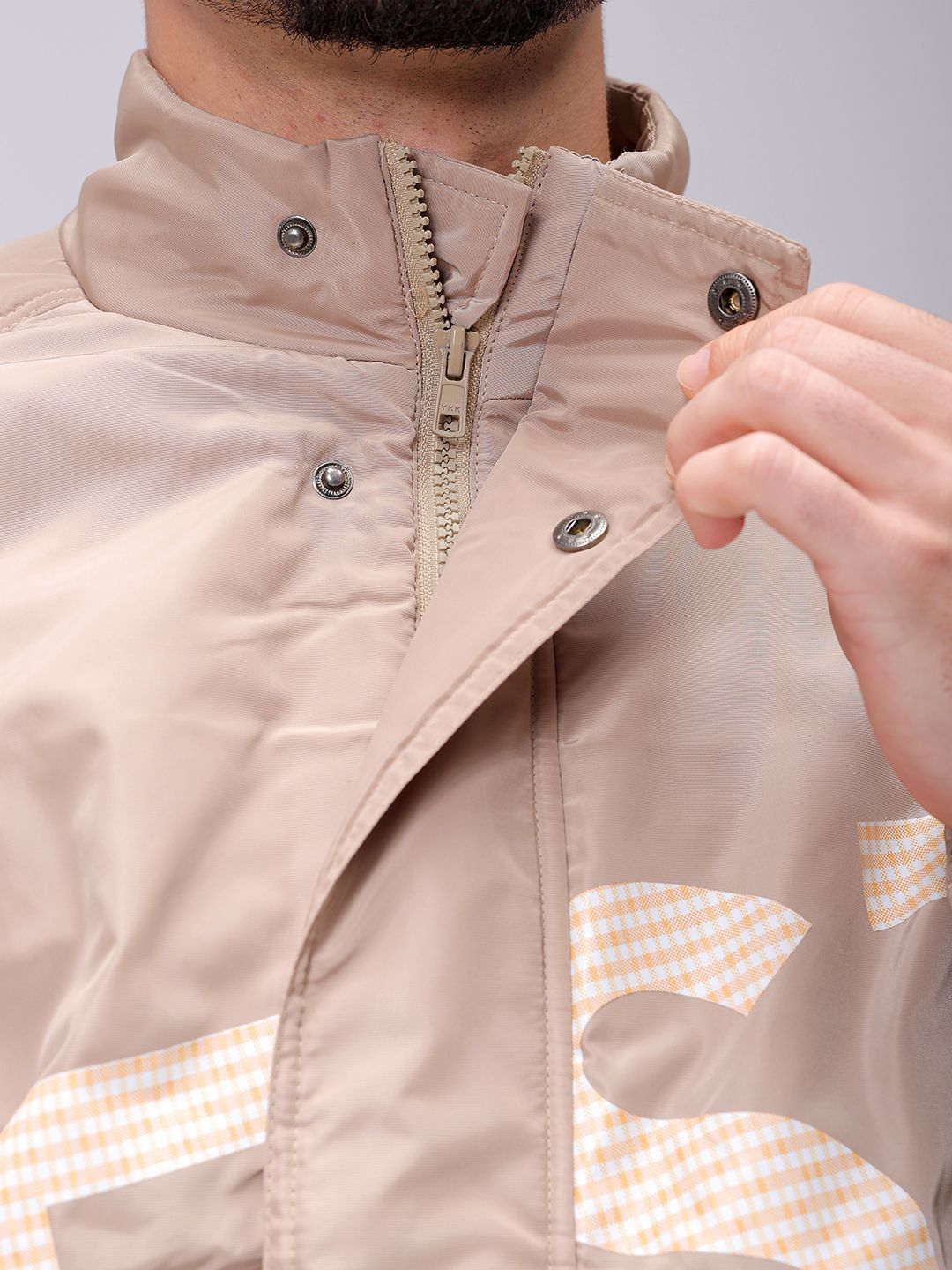 The Indian Garage Co Men Lightweight Puffer Jacket with Embroidered