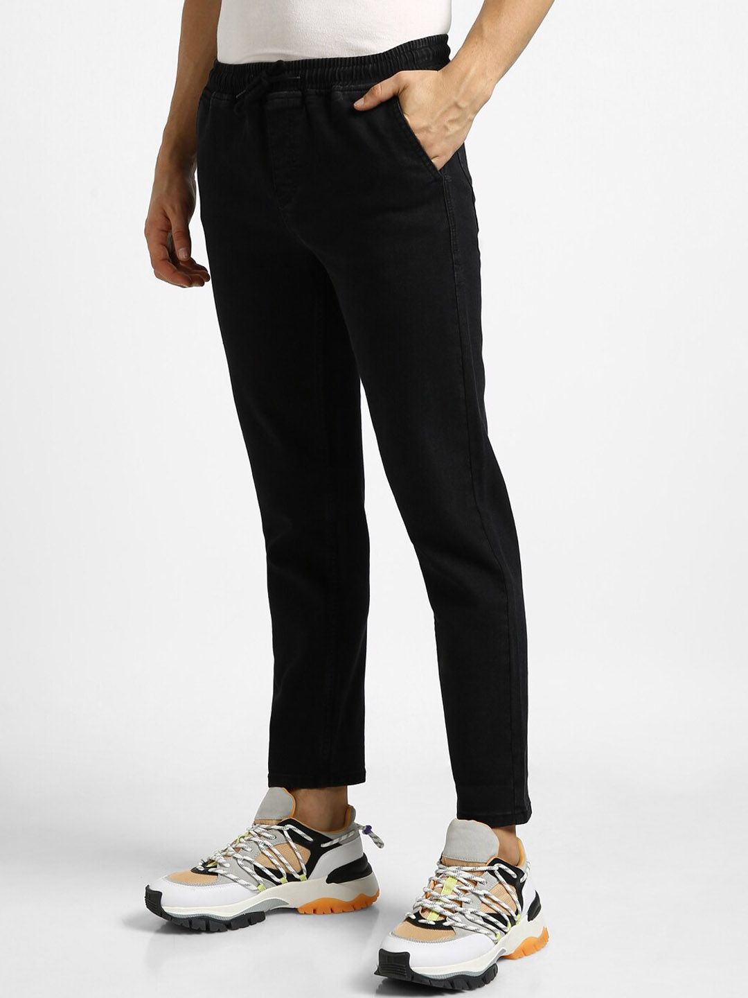 Urbano Fashion Men Mid-Rise Stretchable Jeans